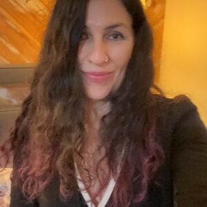 Meet your Posher, Michele